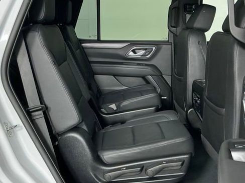 Used 2022 Chevrolet Tahoe LT w/ Luxury Package image 21