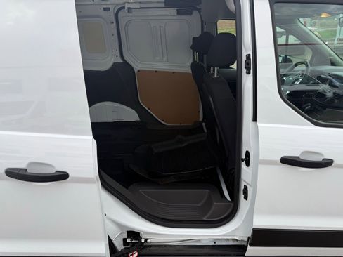 Used 2023 Ford Transit Connect XL FWD image 11