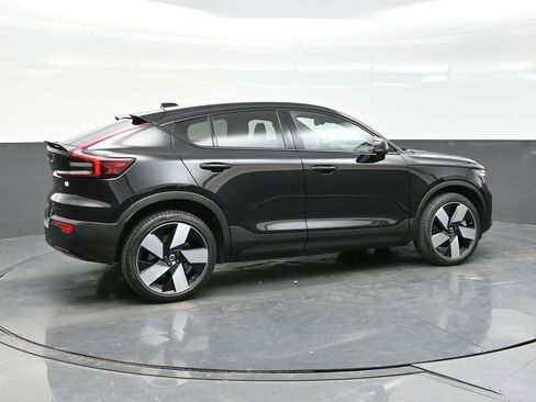 Used 2023 Volvo C40 P8 Recharge Ultimate image 3