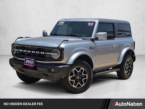 Certified 2022 Ford Bronco Outer Banks AWD/4WD image 1