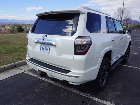 Used 2019 Toyota 4Runner Limited AWD/4WD image 11