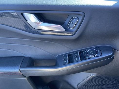 Used 2024 Ford Escape ST-Line image 23
