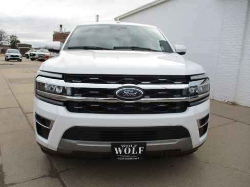 Used 2024 Ford Expedition Max Limited image 2
