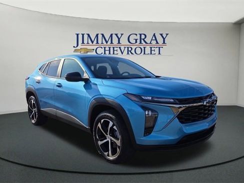 New 2026 Chevrolet Trax RS w/ Sunroof Package image 1