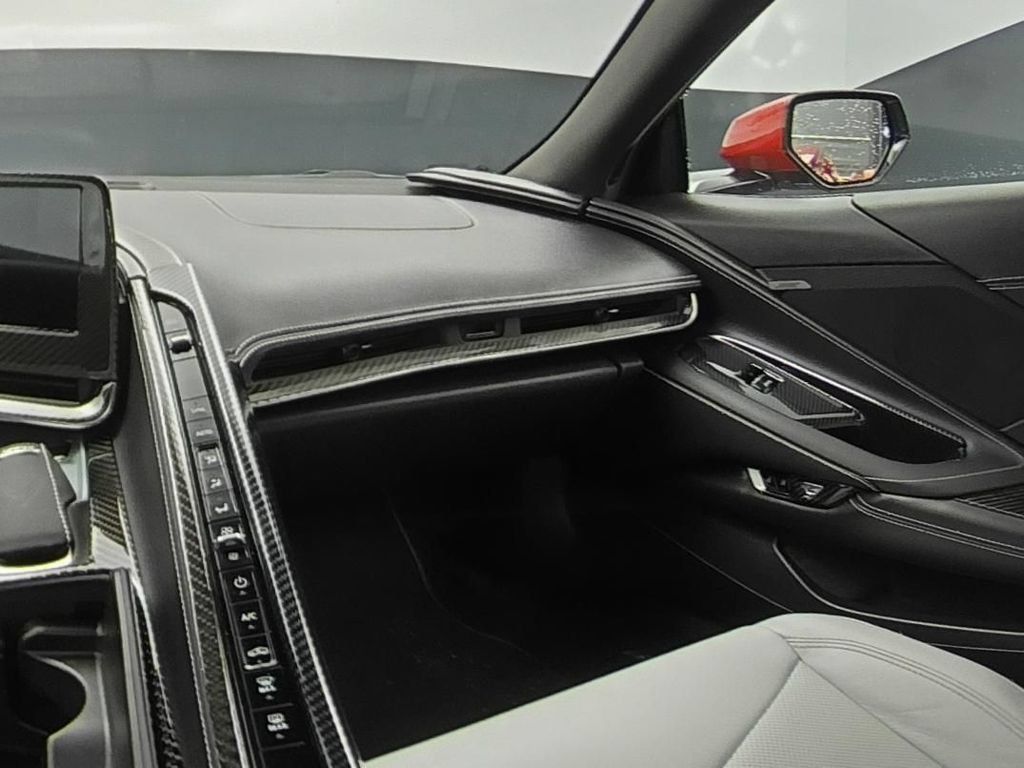 Used 2023 Chevrolet Corvette Stingray Convertible RWD image 15