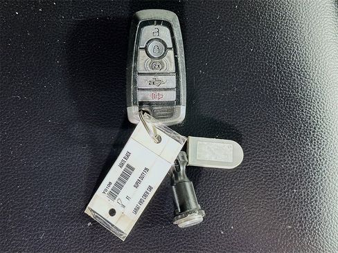 Used 2019 Ford F350 Lariat w/ Lariat Ultimate Package image 35