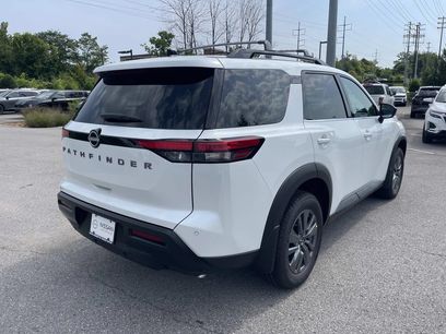 New 2026 Nissan Pathfinder SV