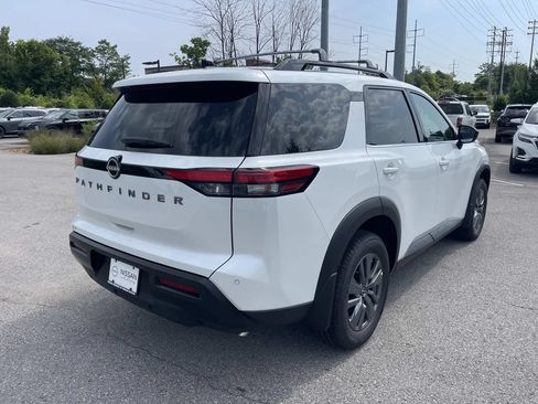 New 2026 Nissan Pathfinder SV FWD image 3