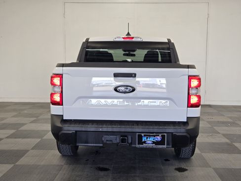 Certified 2025 Ford Maverick XLT w/ XLT Luxury Package image 5