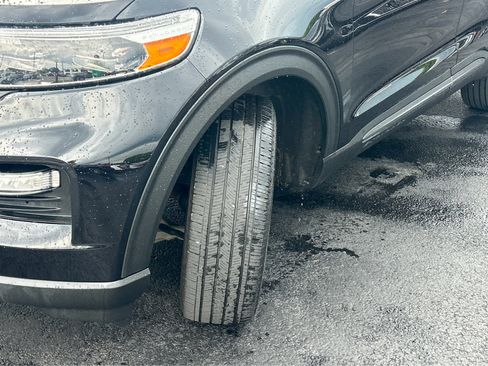 Used 2023 Ford Explorer XLT w/ Equipment Group 202A image 55