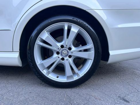 Used 2012 Mercedes-Benz E 350 Sedan image 21