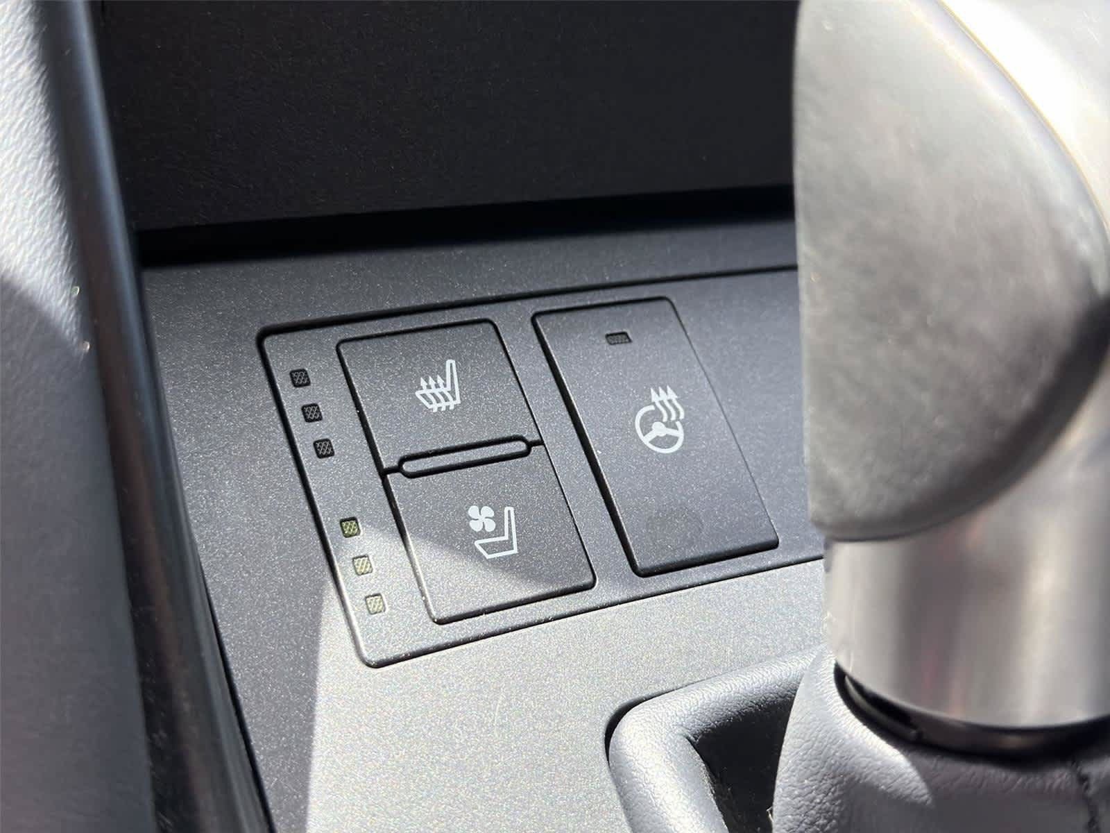 Used 2023 Lexus IS 300 w/ Premium Package RWD image 35