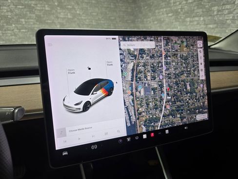 Used 2019 Tesla Model 3 Long Range AWD/4WD image 18