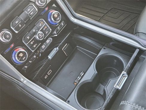 Used 2022 GMC Yukon Denali w/ Advanced Technology Package image 20