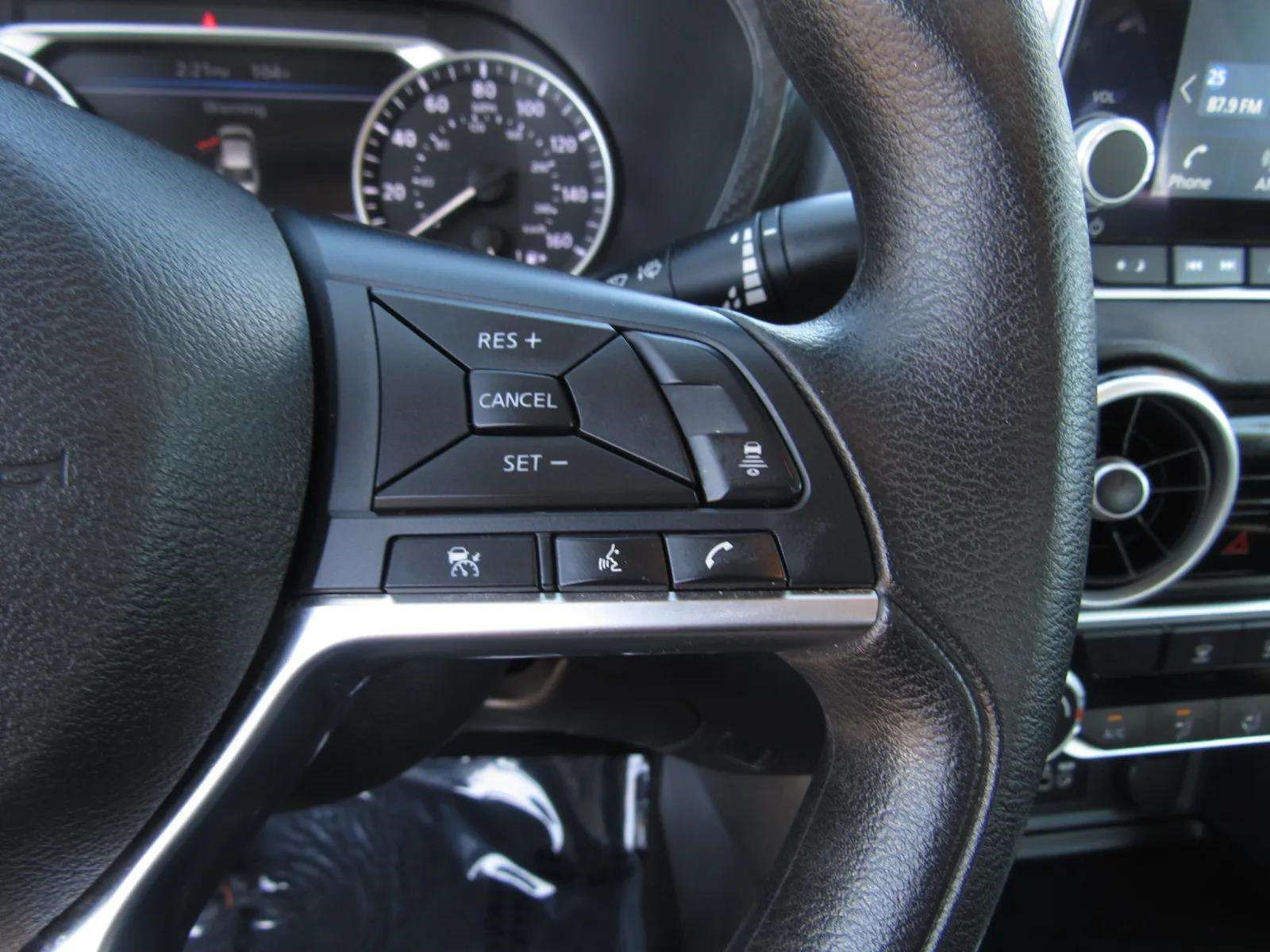 Used 2024 Nissan Sentra SV FWD image 23
