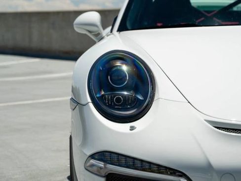 Used 2015 Porsche 911 GT3 RWD image 4
