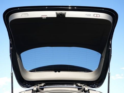 Used 2026 Mercedes-Benz GLC 300 4MATIC image 20