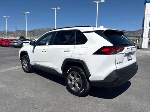 Used 2024 Toyota RAV4 XLE w/ Convenience Package AWD/4WD image 5