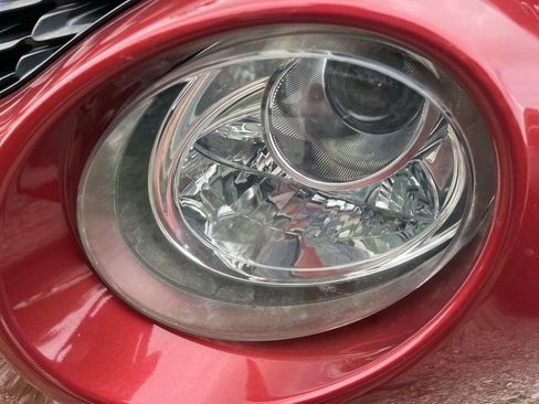 Used 2016 Nissan Juke S FWD image 8