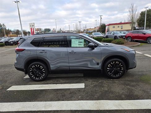 New 2026 Nissan Rogue SV image 4