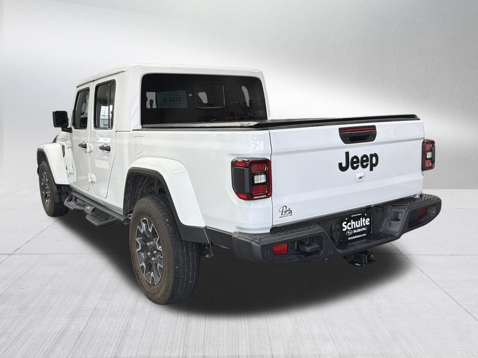 Used 2024 Jeep Gladiator Sport w/ Premium Package AWD/4WD image 5