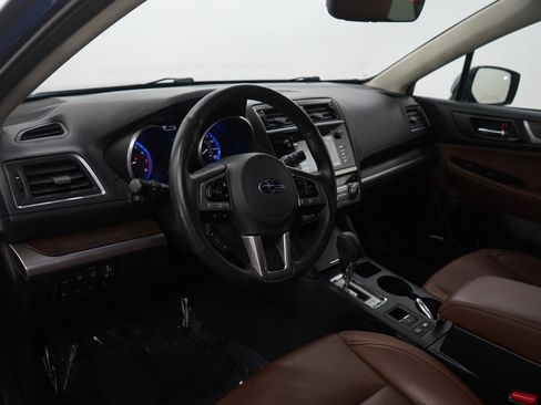 Used 2017 Subaru Outback 3.6R Touring image 16