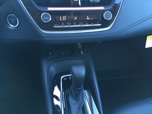 Used 2026 Toyota Corolla XLE FWD image 17