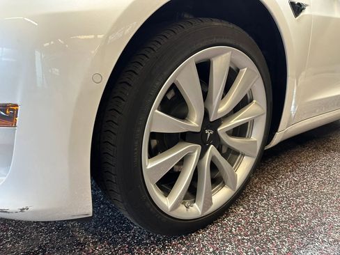 Used 2020 Tesla Model 3 Standard Range Plus image 21