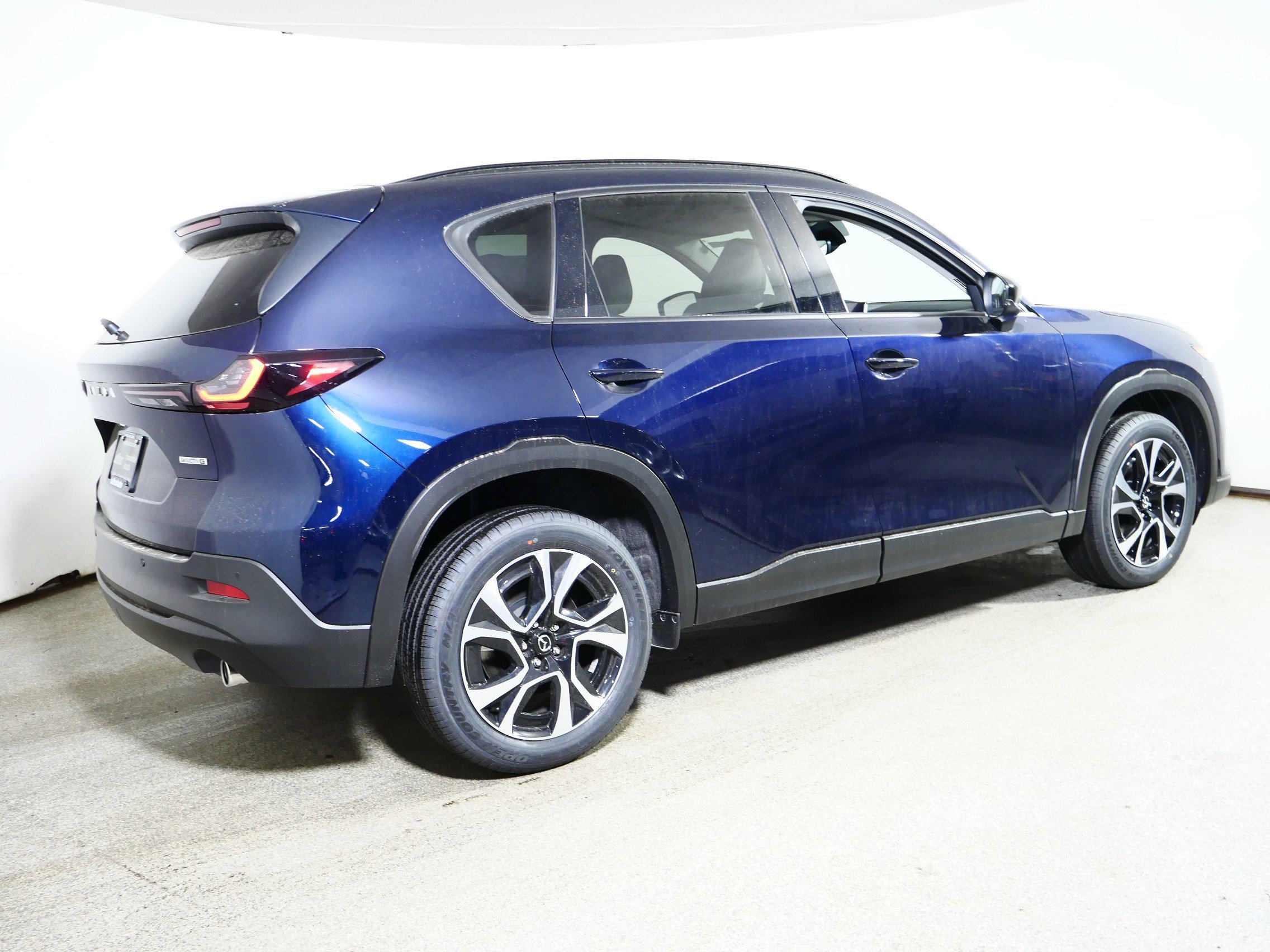 New 2026 MAZDA CX-5 Preferred AWD/4WD image 2