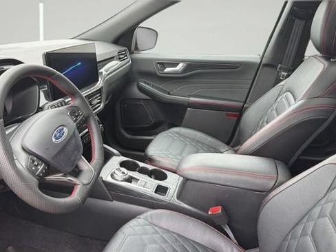 Used 2023 Ford Escape ST-Line Elite w/ Premium Technology Package AWD/4WD image 6