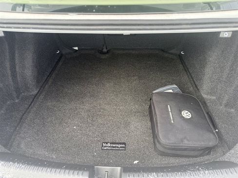 Used 2017 Volkswagen Jetta SE FWD image 18