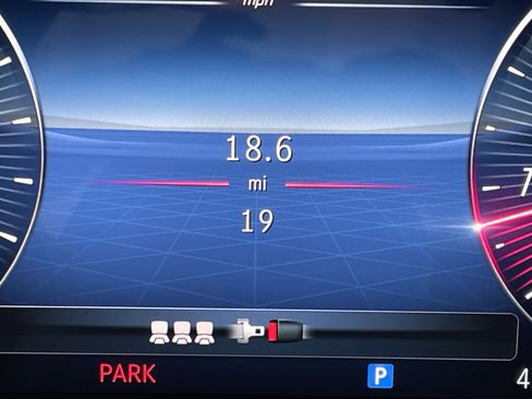 New 2026 Mercedes-Benz GLE 350 4MATIC image 23