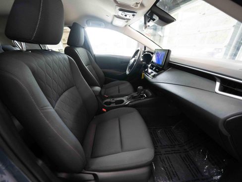 Used 2025 Toyota Corolla LE FWD image 26