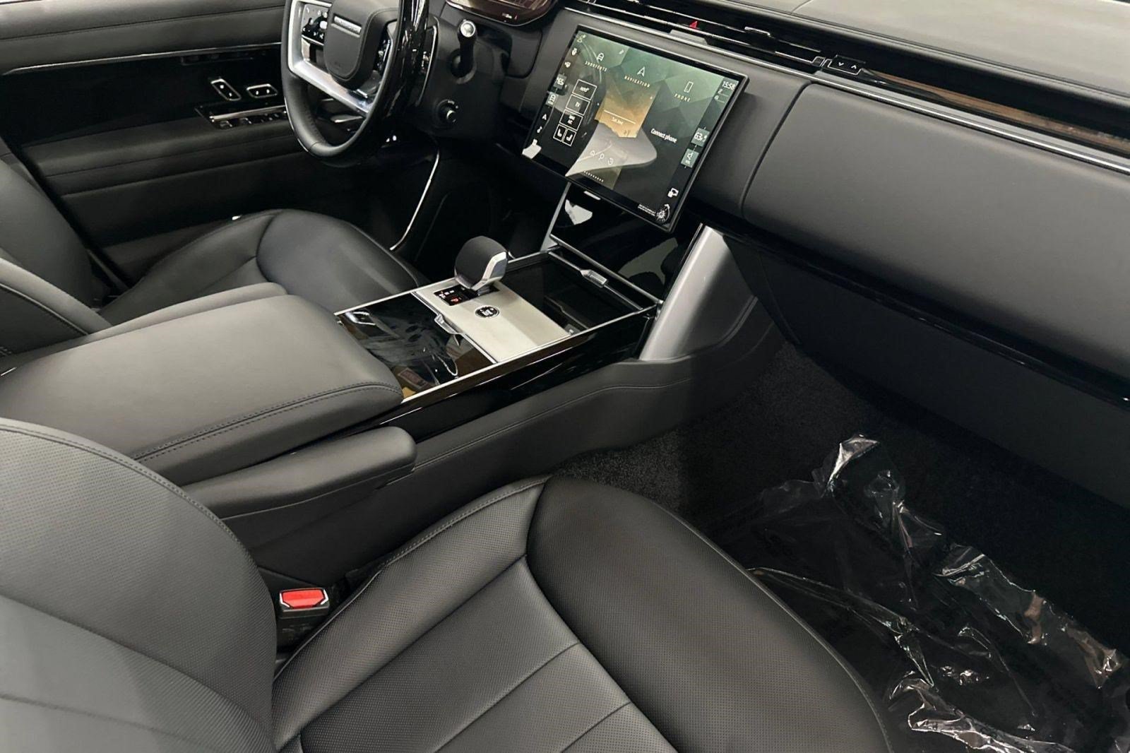 New 2026 Land Rover Range Rover SE AWD/4WD image 29
