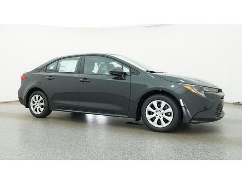New 2026 Toyota Corolla LE FWD image 28