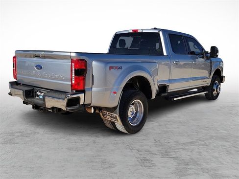 Used 2023 Ford F350 Lariat w/ FX4 Off-Road Package image 11