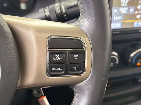 Used 2016 Jeep Patriot 75th Anniversary w/ Power Value Group image 27