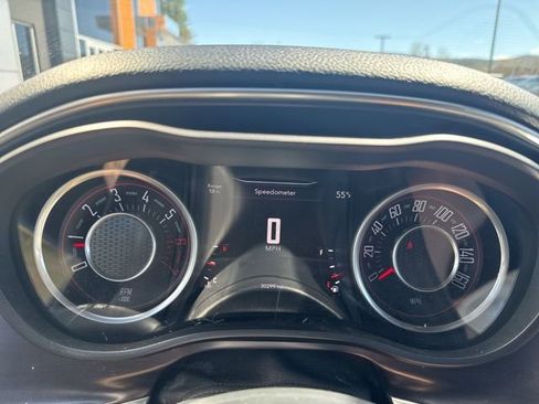 Used 2015 Dodge Challenger R/T w/ Quick Order Package 22B R/T RWD image 12