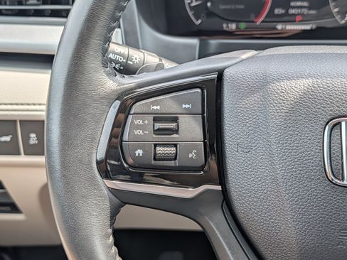 Used 2025 Honda Odyssey EX-L image 31