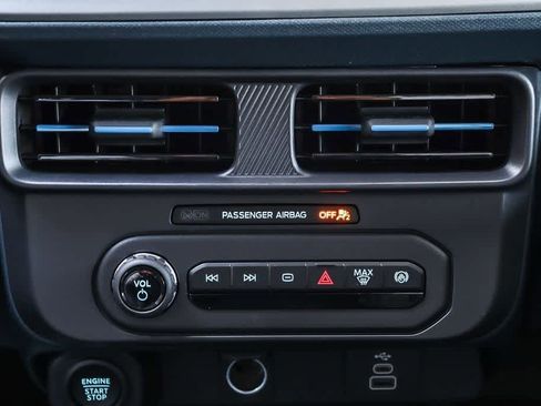 New 2026 Ford Maverick Lobo AWD/4WD image 14