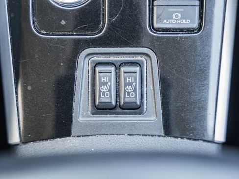 Used 2019 Mitsubishi Outlander SE AWD/4WD image 31