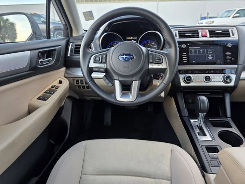 Used 2017 Subaru Legacy 2.5i Premium AWD/4WD image 12