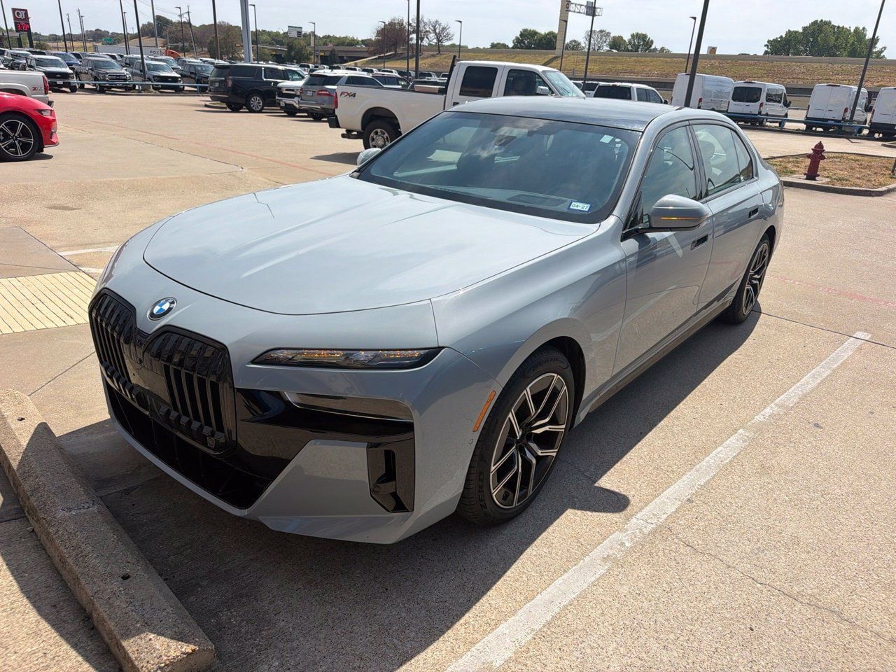 Used 2023 BMW 740i w/ Executive Package RWD image 1