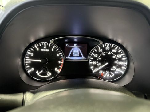 Used 2020 Nissan Pathfinder S image 14