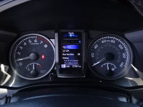 Certified 2023 Toyota Tacoma TRD Off-Road w/ TRD Premium Off Road Package AWD/4WD image 25