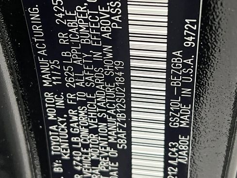 New 2025 Lexus ES 350 Ultra Luxury image 25