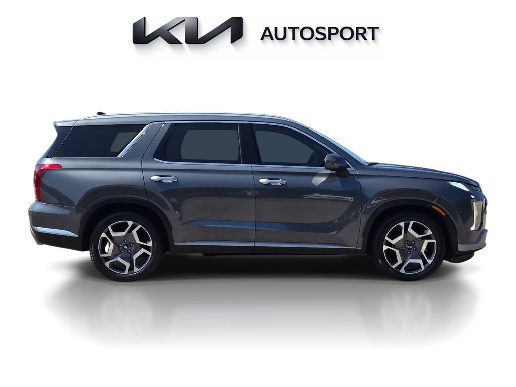 Used 2023 Hyundai Palisade Limited w/ Cargo Package FWD image 7