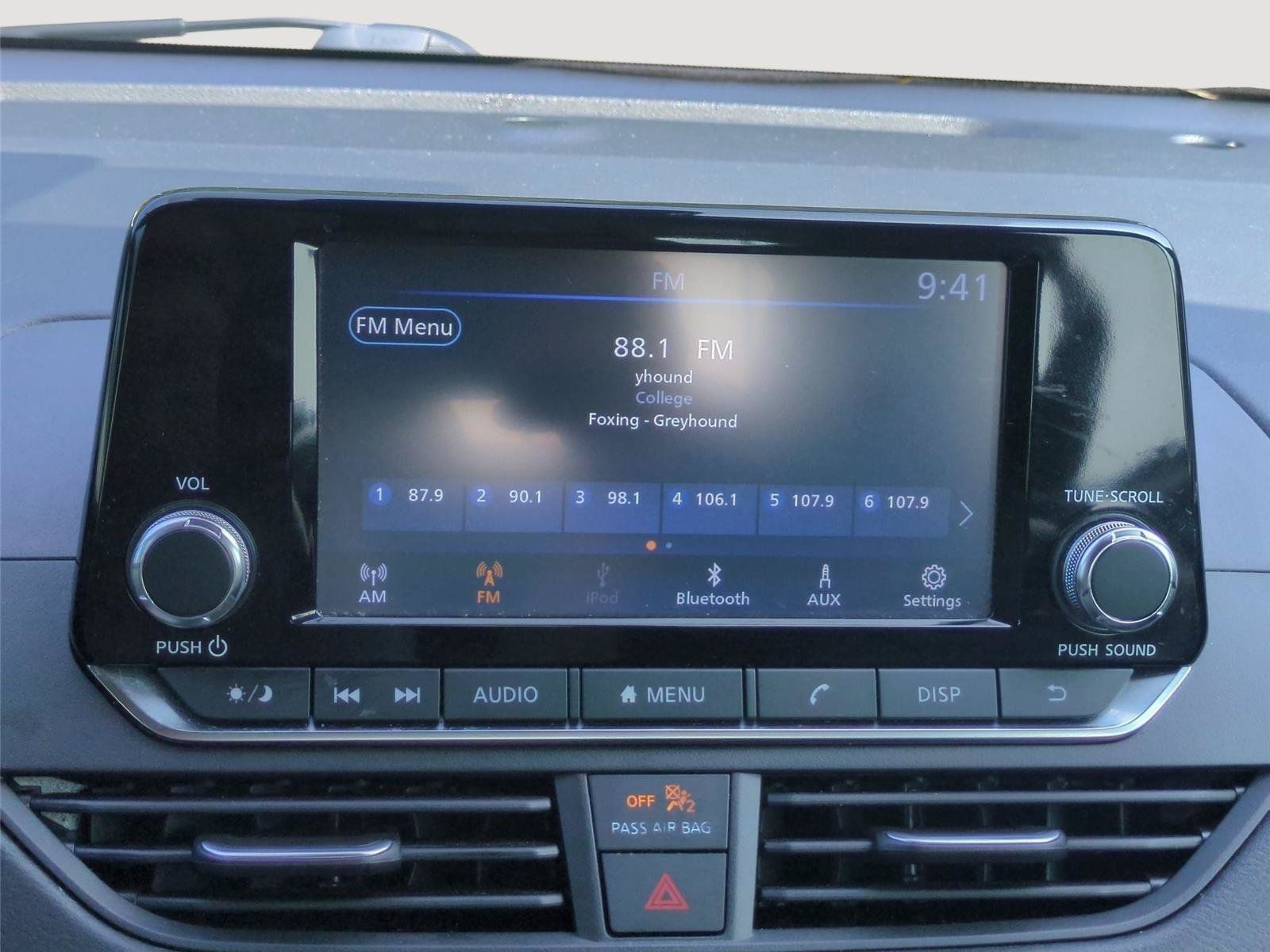 Used 2024 Nissan Altima 2.5 S FWD image 25