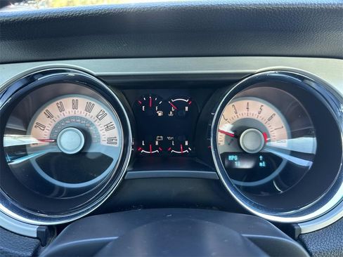 Used 2011 Ford Mustang GT Premium w/ Comfort Pkg image 11