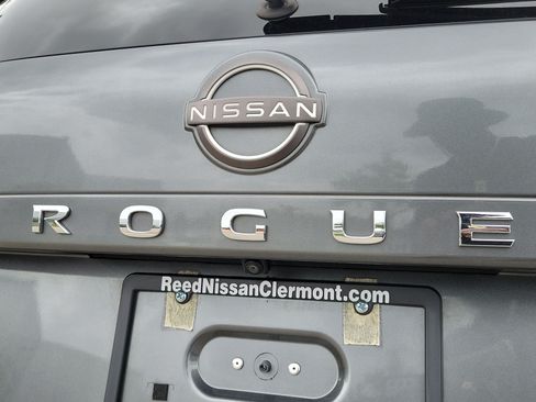 Certified 2023 Nissan Rogue S FWD image 11
